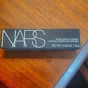 Nars velvet matte lipstick pencil in dragon girl